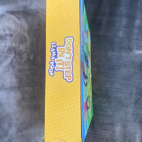 ⭐️Hasbro⭐️Don’t Step in it! Llama Poop - Picture 4 of 8
